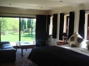 Foxwood Guest House Robin Hood Екстер'єр фото