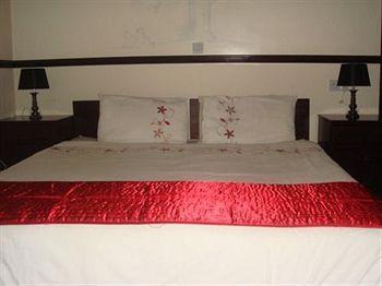 Foxwood Guest House Robin Hood Екстер'єр фото