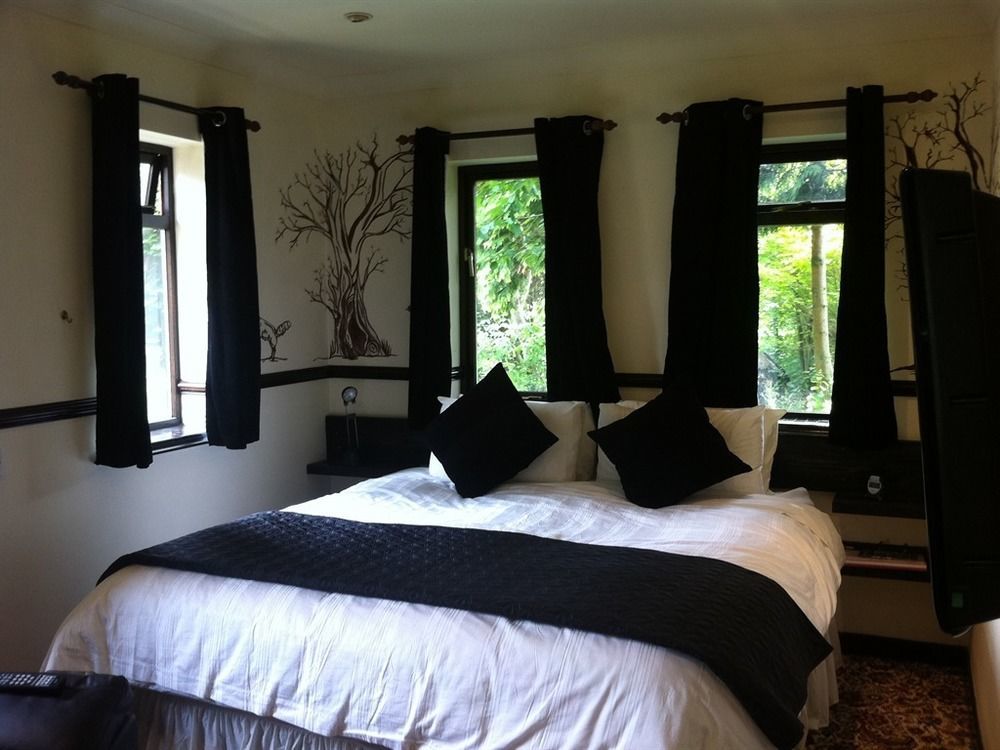 Foxwood Guest House Robin Hood Екстер'єр фото